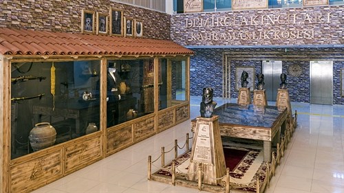 DEMİRCİ AKINCILARI KAHRAMANLIK KÖŞESİ 
